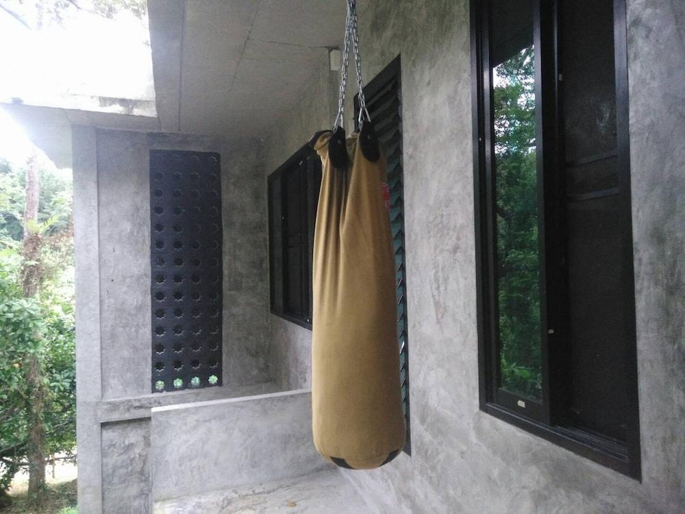 Phuchada Residence Nai Yang Exterior photo